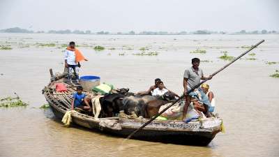 The flood situation has worsened in Patna district after water from the Ganga entered into some more localities on Friday.
&amp;nbsp;