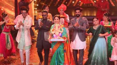 Dance Deewane 3 cast and crew including judges Madhuri Dixit, Dharmesh Yelande and Tushar Kalia along with hosts Bharti Singh and Haarsh Limbachiyaa brought Ganpati Bappa with much pomp and show on the stage of the reality show.