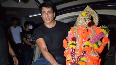 Bollywood actor Sonu Sood performed puja with his family members in Lokhandwala as bid adieu to Bappa on Tuesday