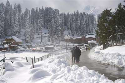 Drass colder than Siberian capital as cold wave sweeps North India