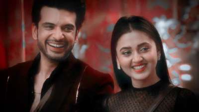 Tejasswi Prakash and Karan Kundrra have been in the news for their growing fondness for each other. While many have questioned their relationship, the duo has been lost in each other inside the house, paying no attention to anyone else.