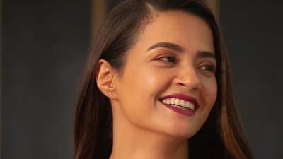 400px x 225px - Surveen Chawla shares numbing details of facing casting couch and difficult  period in film industry | Celebrities News â€“ India TV