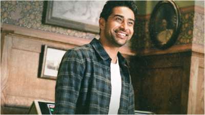 Life of Pi fame actor Suraj Sharma is seen playing the role of Sid in the sitcom How I Met Your Father