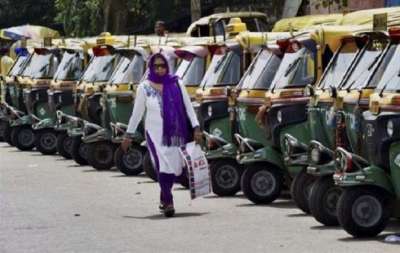 Delhi govt hikes fares of auto rickshaw, taxi amid rising CNG