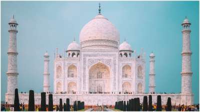 Taj Mahal is a symbol of love that was commissioned by Mughal emperor Shah Jahan in the memory of his third wife Mumtaz Mahal. Lakhs of tourists visit Taj Mahal every year to witness its magnificent beauty, click pictures and create lifelong memories
&amp;nbsp;