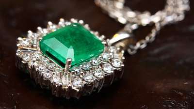 Emerald on sale birthstone zodiac