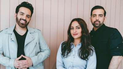 Sonakshi Sinha poses with her siblings Luv and Kush as she wished fans on the festive occasion of Raksha Bandhan