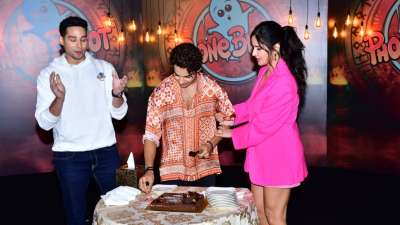 Katrina Kaif and Siddhant Chaturvedi celebrate the birthday of Ishaan Khatter at a promotional event for their upcoming film, Phone Bhoot.&nbsp;