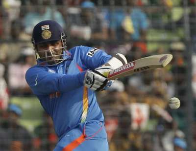 1. Sehwag smashed a monstrous 175 off just 140 deliveries on 19 Feb 2011. He hit 14 4s and five 6s.	