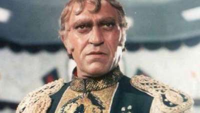 Mogambo Khush Hua: This iconic dialogue of Amrish Puri was featured in the 1987 film 'Mr. India'. It starred him as a megalomaniac dictator Mogambo who became one of the most recognizable villains in the history of Bollywood.