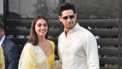 Sidharth Malhotra and Kiara Advani landed in Mumbai on Saturday after tying the knot in Jaisalmer.&nbsp;