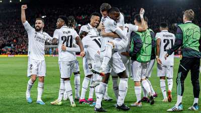 Real Madrid were at their fluent best on the night as they came from behind at Anfield while Italian high-flyers Napoli also clinched a famous win to put one foot in the Quarterfinal of the Champions League