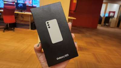 Samsung Galaxy S23 Review: Pocket-Friendly Perfection