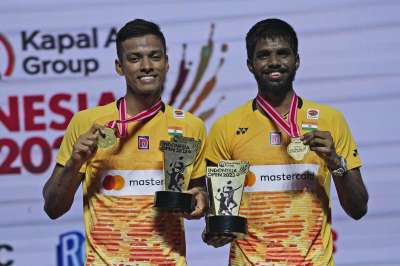 Badminton Asia Championships: Satwiksairaj and Chirag Shetty win historic  doubles Gold medal in Dubai - India Today