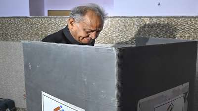 After casting his vote, Former Rajasthan Chief Minister Ashok Gehlot said, &quot;Election has to be fought on unemployment, inflation.&quot;
