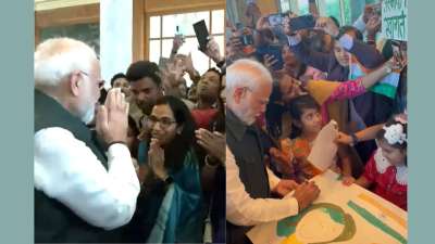 PM Modi receives rousing welcome from Indian Diaspora in Brunei | WATCH –  India TV