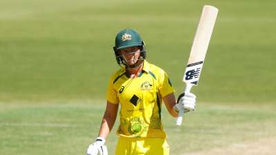 5 - Meg Lanning: Australian legend Lanning is in fifth place on this list. Lanning made her 1000 runs in 38 innings during a game in 2014