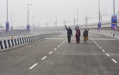 The six-lane flyover in Punjabi Bagh is now open for public. Around 3.45 lakh people will use it every day. The chief minister said the 1.12km stretch will bypass three red lights, bringing relief to commuters travelling between Azadpur, Raja Garden, Paschim Vihar, Najafgarh, and ESI Hospital.