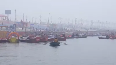 Uttar Pradesh&rsquo;s Prayagraj was covered in thick fog as a cold wave gripped the city on January 06. Several North Indian states experienced similar weather, with dense fog and cold conditions.