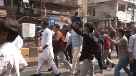 Congress, BJP workers clash in Indore during agitation condemning protest at AI Summit