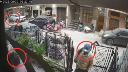 alka lamba father house theft