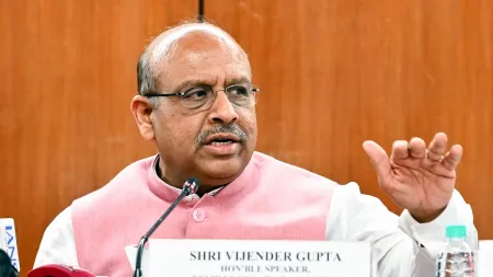 Delhi Assembly Speaker, Vijender Gupta, bomb threat