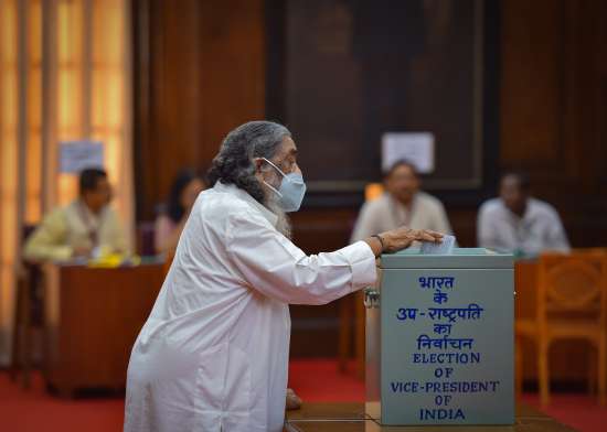 India Tv - New Delhi: JMM MP Shibu Soren casts his vote for the election of the Vice President, at Parliament House in New Delhi, Saturday, Aug. 6, 2022. India Tv - New Delhi: JMM MP Shibu Soren casts his vote for the election of the Vice President, at Parliament House in New Delhi, Saturday, Aug. 6, 2022.
