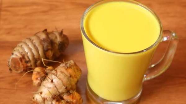 रात में हल्दी वाला दूध पीने से क्या होता है, जोड़ों के दर्द से मिलेगी राहत, नींद भी अच्छी आएगी, जानिए सारे फायदे रात में हल्दी वाला दूध पीने से क्या होता है, जोड़ों के दर्द से मिलेगी राहत, नींद भी अच्छी आएगी, जानिए सारे फायदे