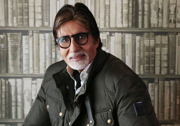 Filmmaker R Balki has called Amitabh Bachchan the lucky