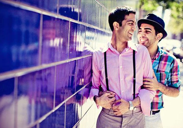 γκέι dating Ινδία κλείσιμο 3D λήψη
