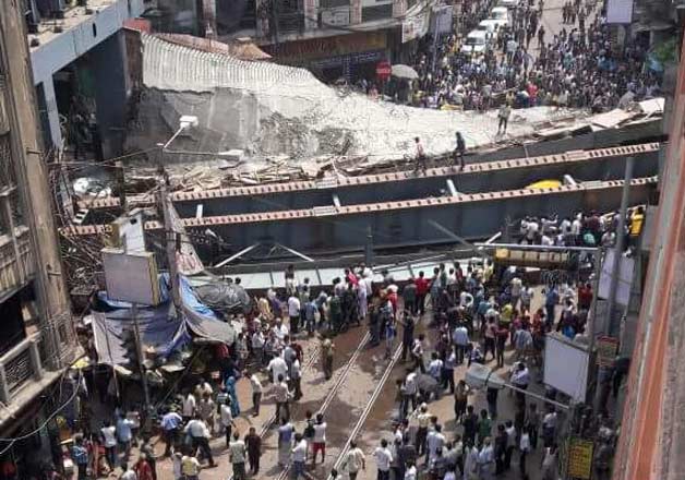 18 killed as under construction bridge collapses in Kolkata – India TV