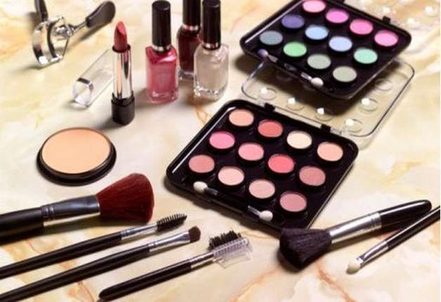 Monsoon Special Know How To Protect Your Make Up Products Lifestyle News India Tv However, we have listed a few makeup products.