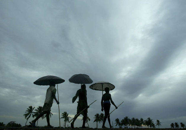 Southwest monsoon gaining strength, to hit Kerala on June 