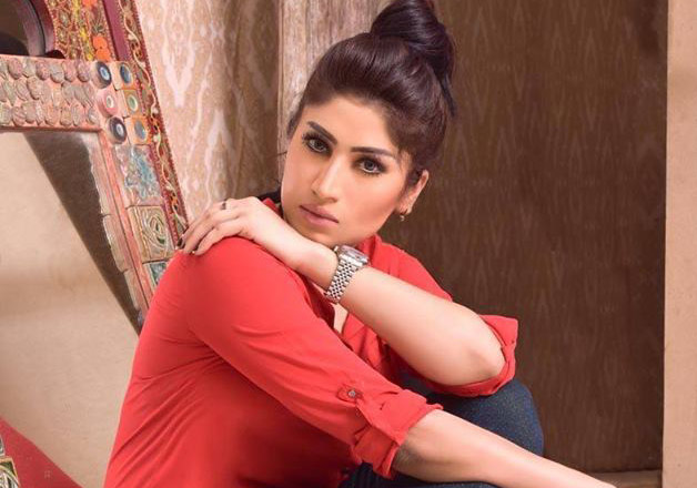 Check Out Pakistani Model Qandeel Baloch’s Last ‘ban’ Song Bollywood News India Tv