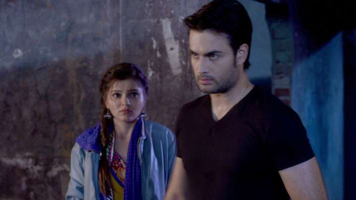 Harman to learn Soumya’s truth. Will he accept her? | Bollywood News