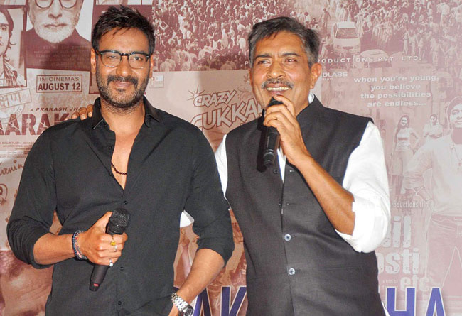 Ajay Devgn gets support from Prakash Jha in battle against