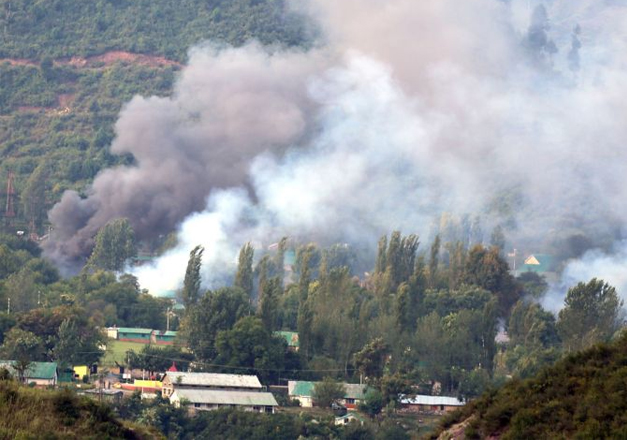Uri terrorists cut fence at two places, belong to LeT: