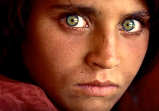 Nat Geos Green Eyed ‘afghan Girl Arrested In Peshawar On Corruption 