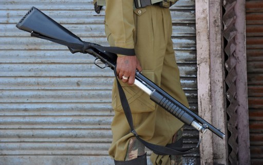 Militants snatch rifles from TV tower guards in Kashmir’s