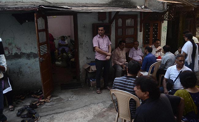 Mumbai RTI activist, 72, shot dead at point blank range