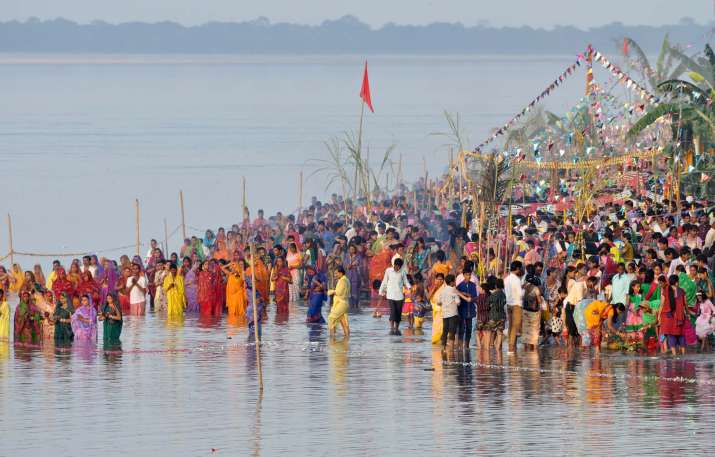 Chhath Puja: No seats on 24 special trains to Bihar; air fare up to Rs  68,000 | India News – India TV