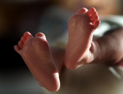 Nurse keeps newborn near heater to force family for Rs 300