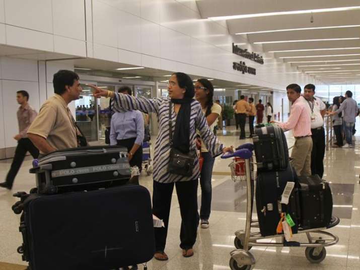 handbag airport