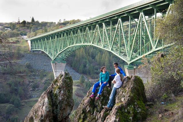 Woman Falls Off Californias Highest Bridge While Taking A Selfie Lifestyle News India Tv 