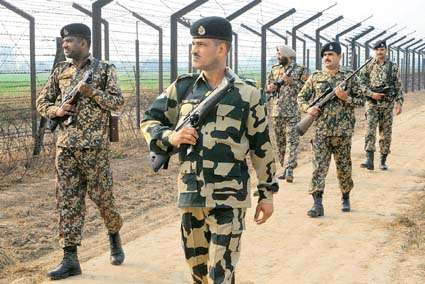 Pakistan shells hamlets, posts along LoC, civilian injured