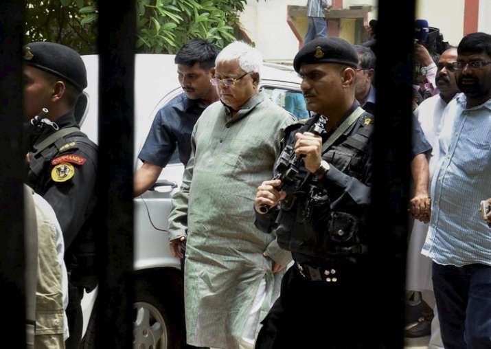 CBI raids: Congress stands in support of Lalu; JD(U)