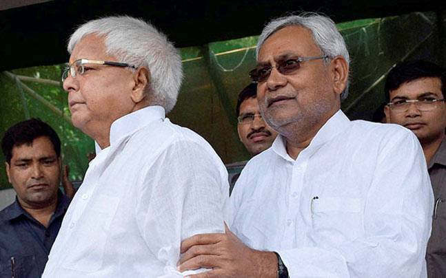 Strain in Mahagathbandhan deepens as Nitish gives Tejashwi