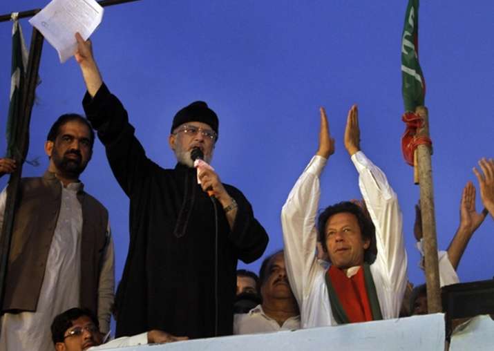 Pak court orders seizure of Imran Khan, Tahirul Qadri's