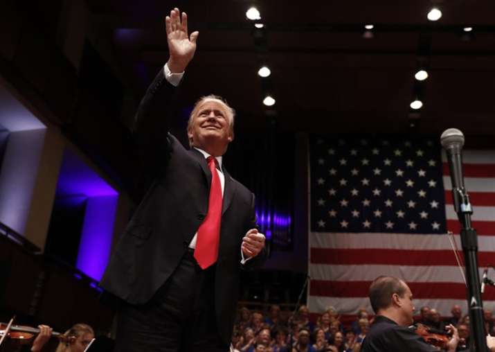 Donald Trump vows to support and defend religious freedom