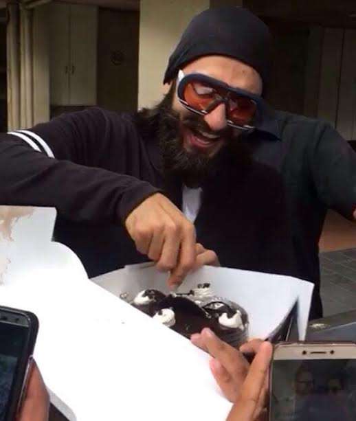 Bollywood News Ranveer Singh Celebrates Birthday With Fans Gets